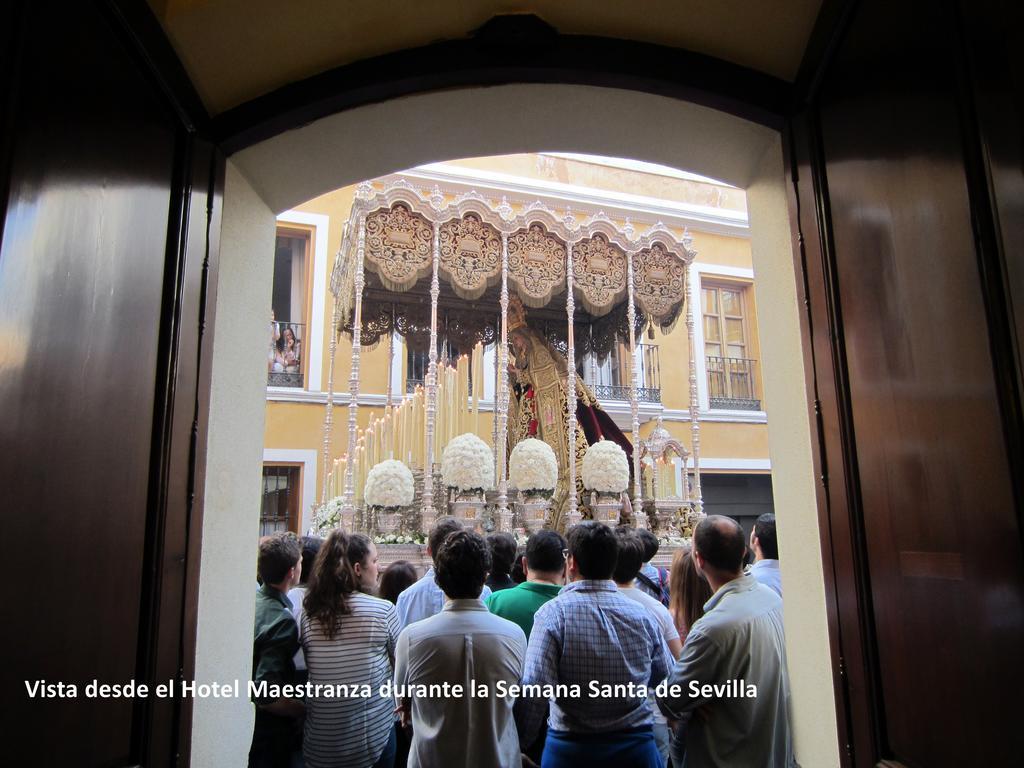 Hotel Maestranza Seville Luaran gambar